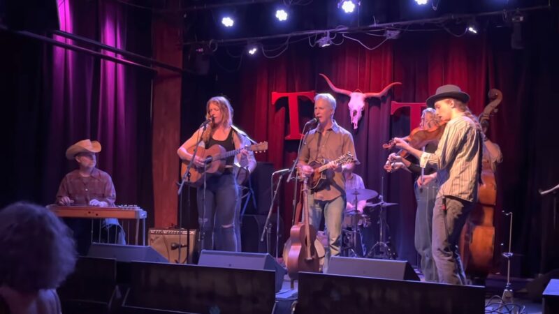 Tractor Tavern