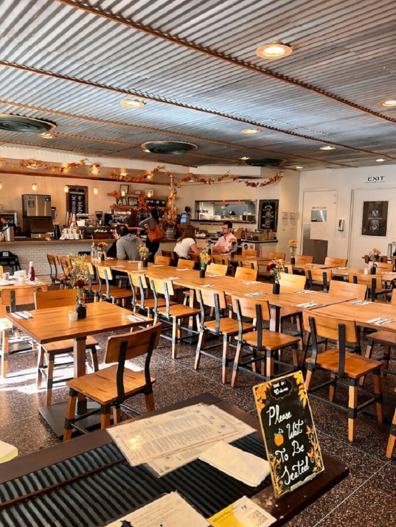 Poppy + Rose Restaurant Inside